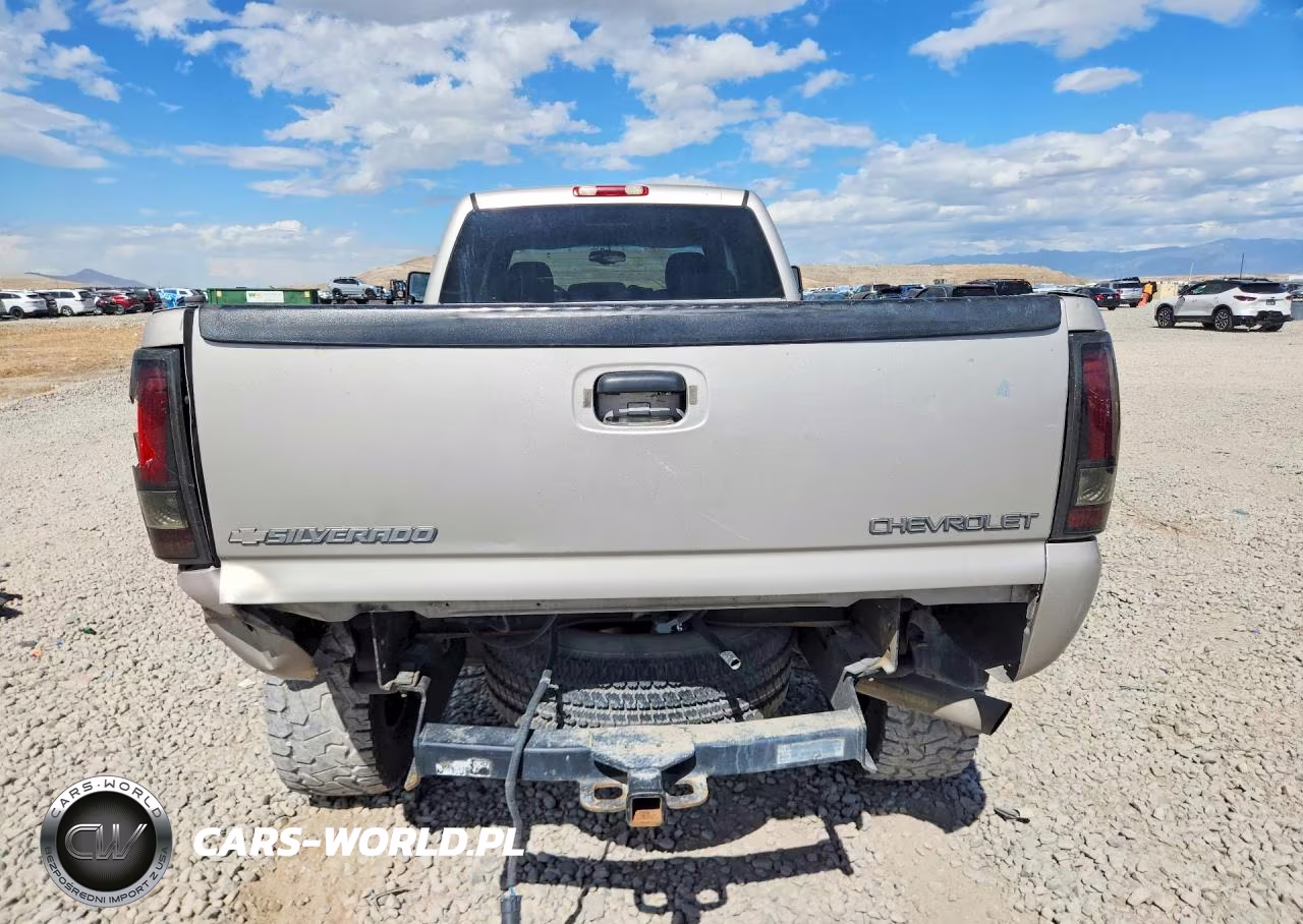 2005 Chevrolet Silverado K3500 VIN:1GCHK33285F926100 - 6