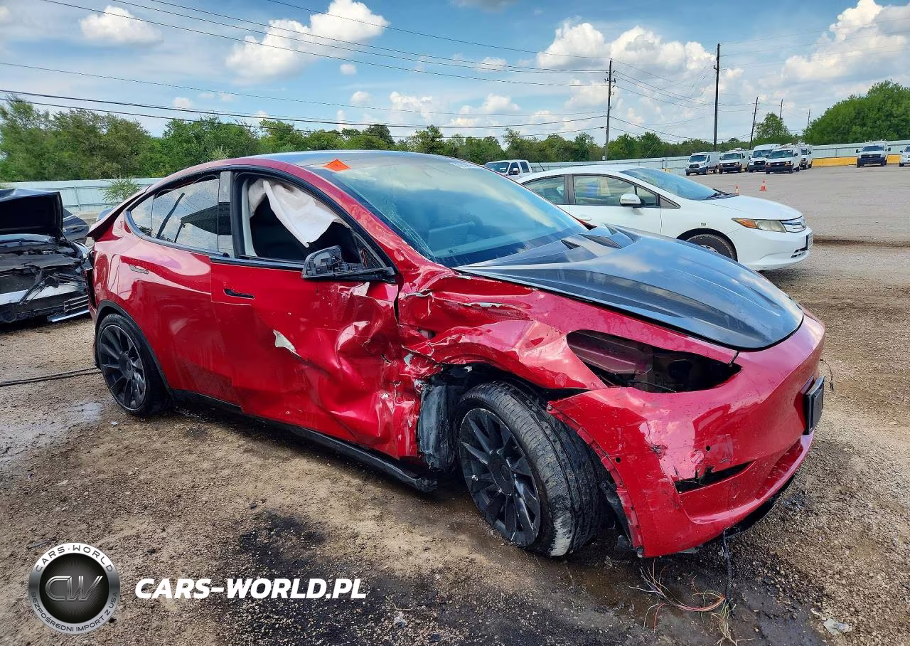 2022 Tesla Model Y VIN:7SAYGDEE3NF481447 - 4
