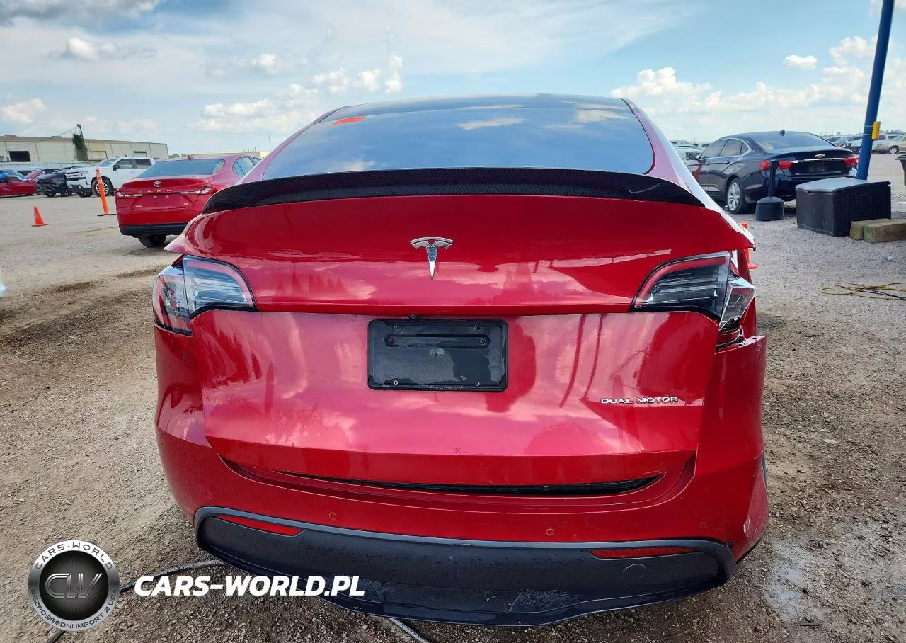 2022 Tesla Model Y VIN:7SAYGDEE3NF481447 - 6