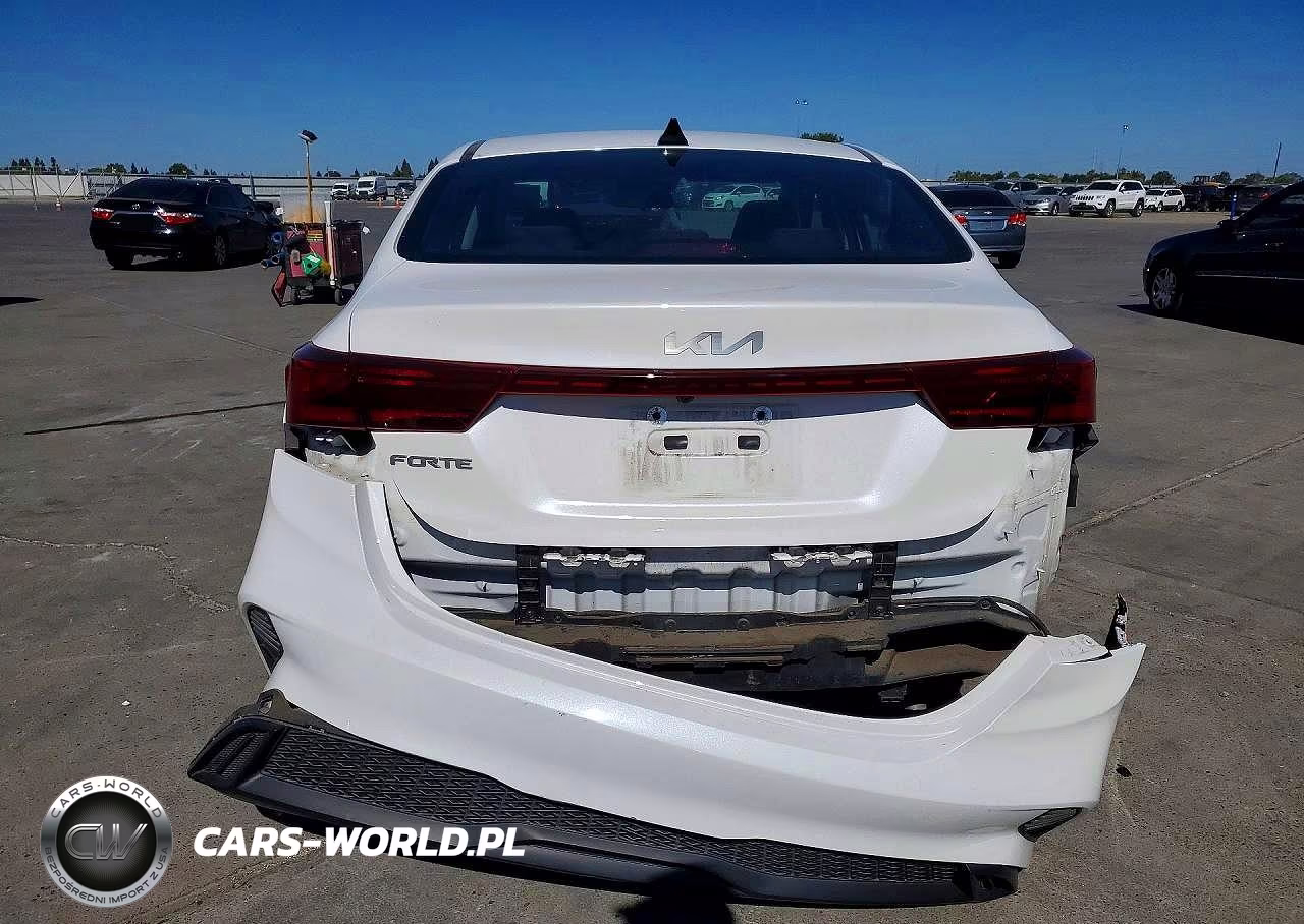 2023 Kia Forte Lxs VIN:3KPF24AD3PE617598 - 6