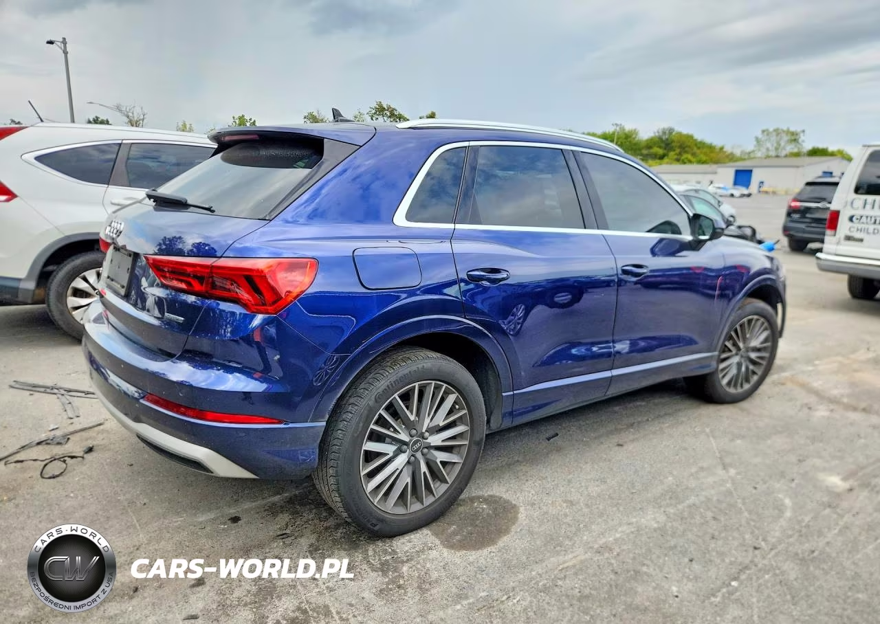 2022 Audi Q3 Premium 40 VIN:WA1AUCF37N1018261 - 3