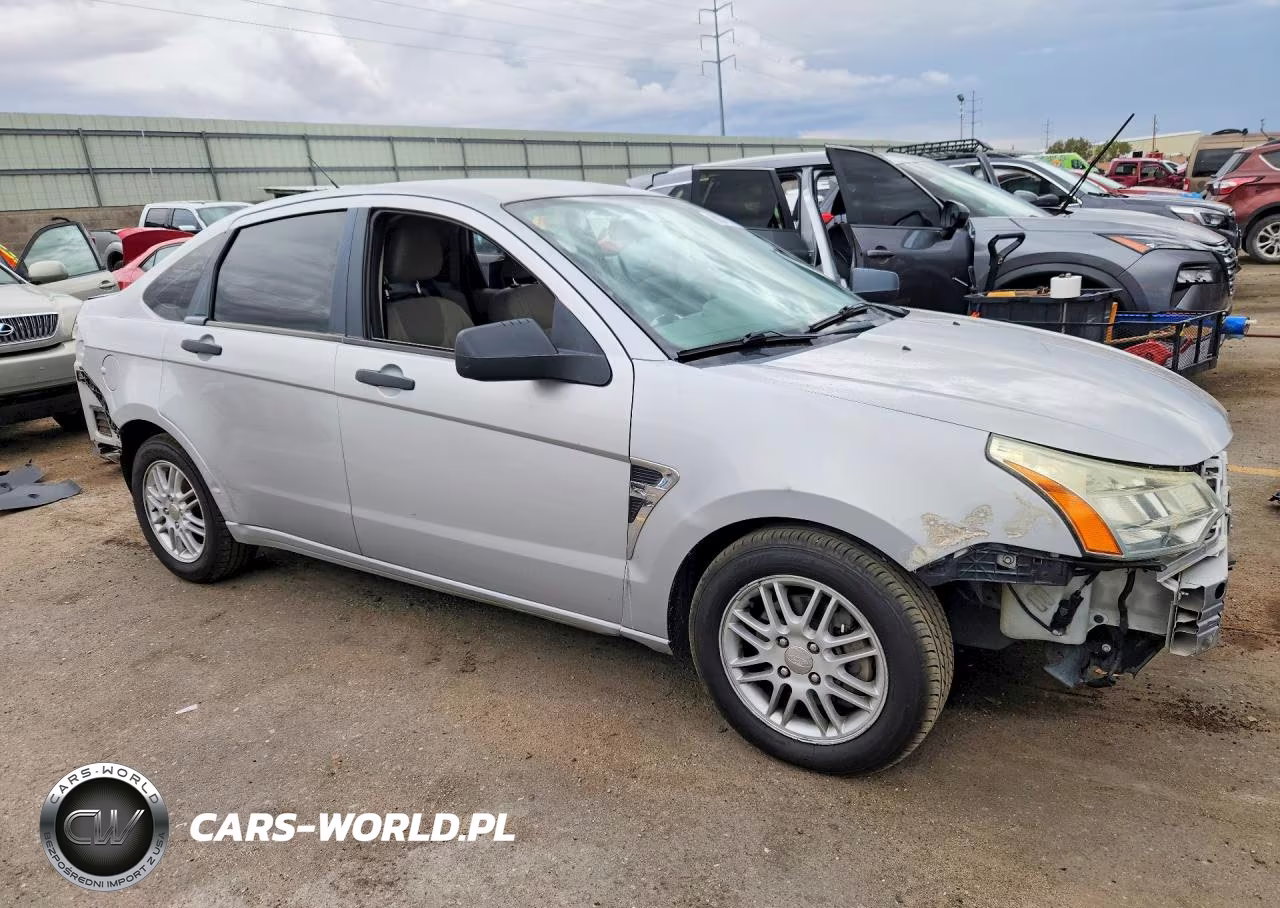 2008 Ford Focus Se VIN:1FAHP35N28W235664 - 4