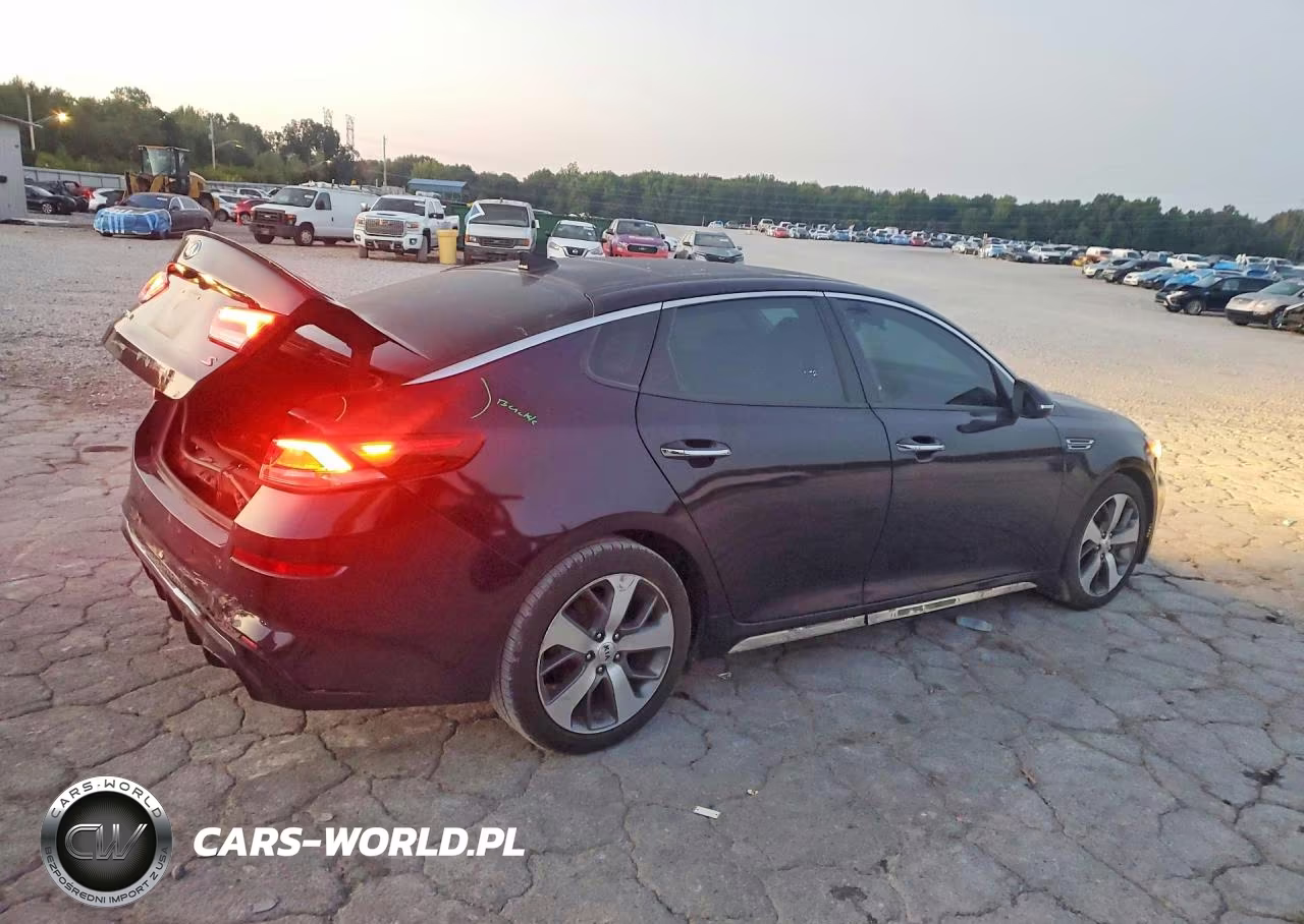 2019 Kia Optima S VIN:5XXGT4L35KG331547 - 3