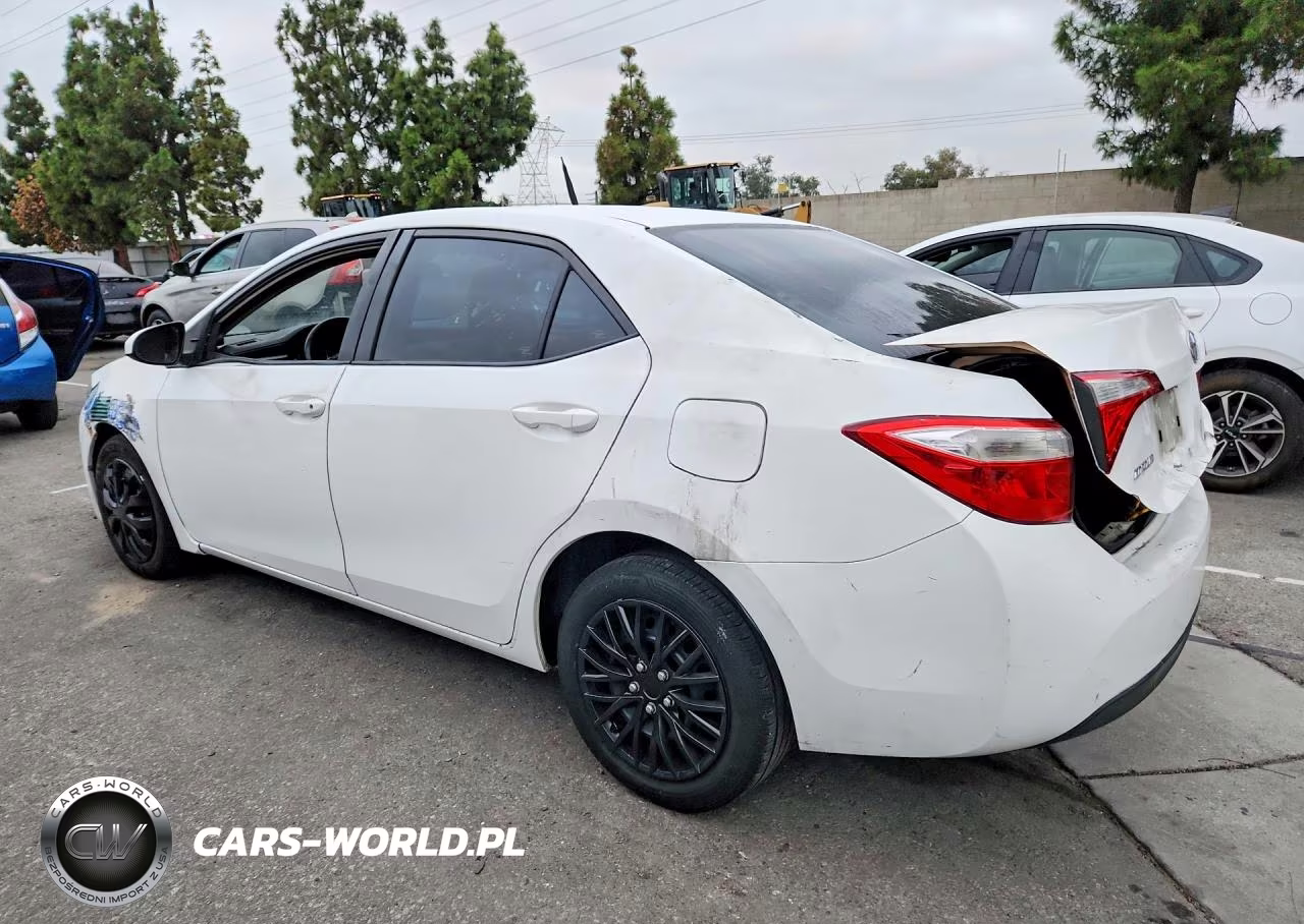 2015 Toyota Corolla Le VIN:5YFBURHEXFP312567 - 2