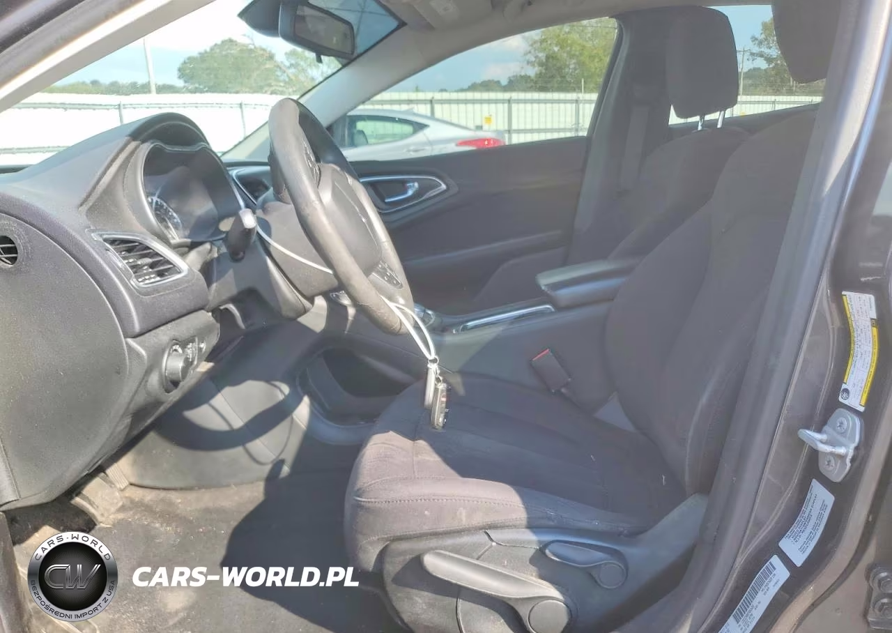 2015 Chrysler 200 Limited VIN:1C3CCCAB0FN662683 - 7