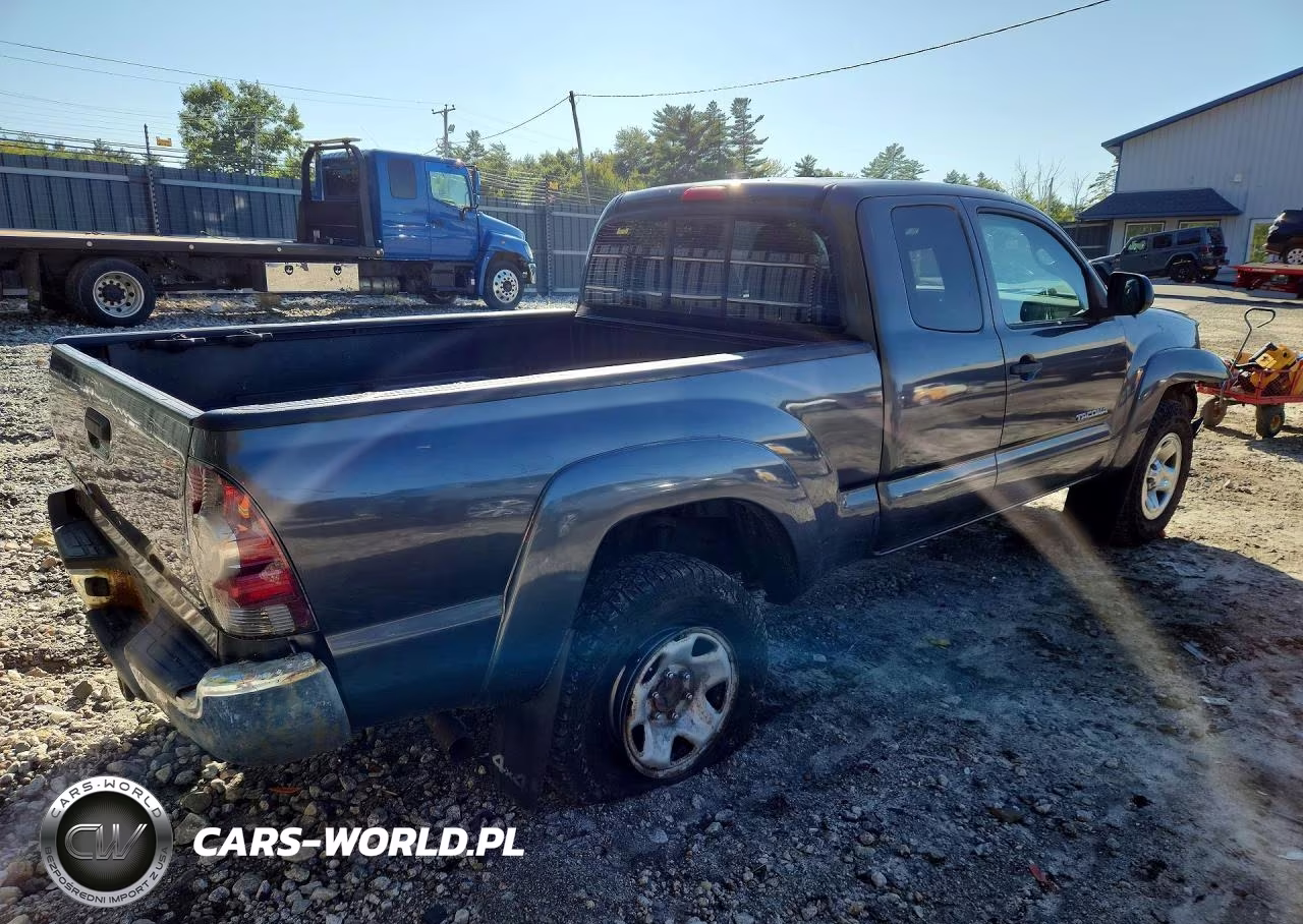 2013 Toyota Tacoma Base VIN:5TFUX4EN9DX019846 - 3