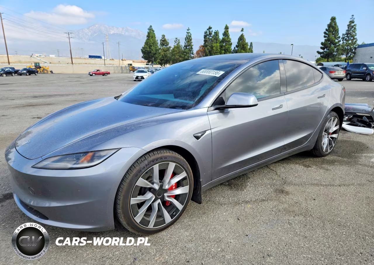 2025 Tesla Model 3 VIN:5YJ3E1EA2SF018445 - 1