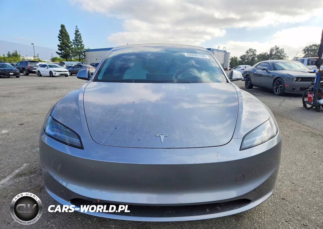 2025 Tesla Model 3 VIN:5YJ3E1EA2SF018445 - 5