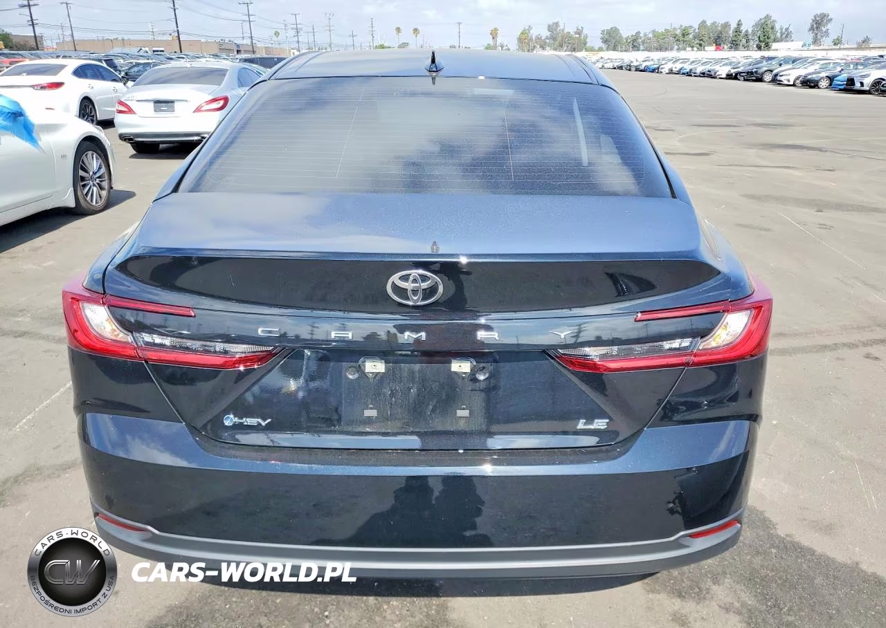 2026 Toyota Camry Le VIN:4T1DAACK8TU224031 - 6