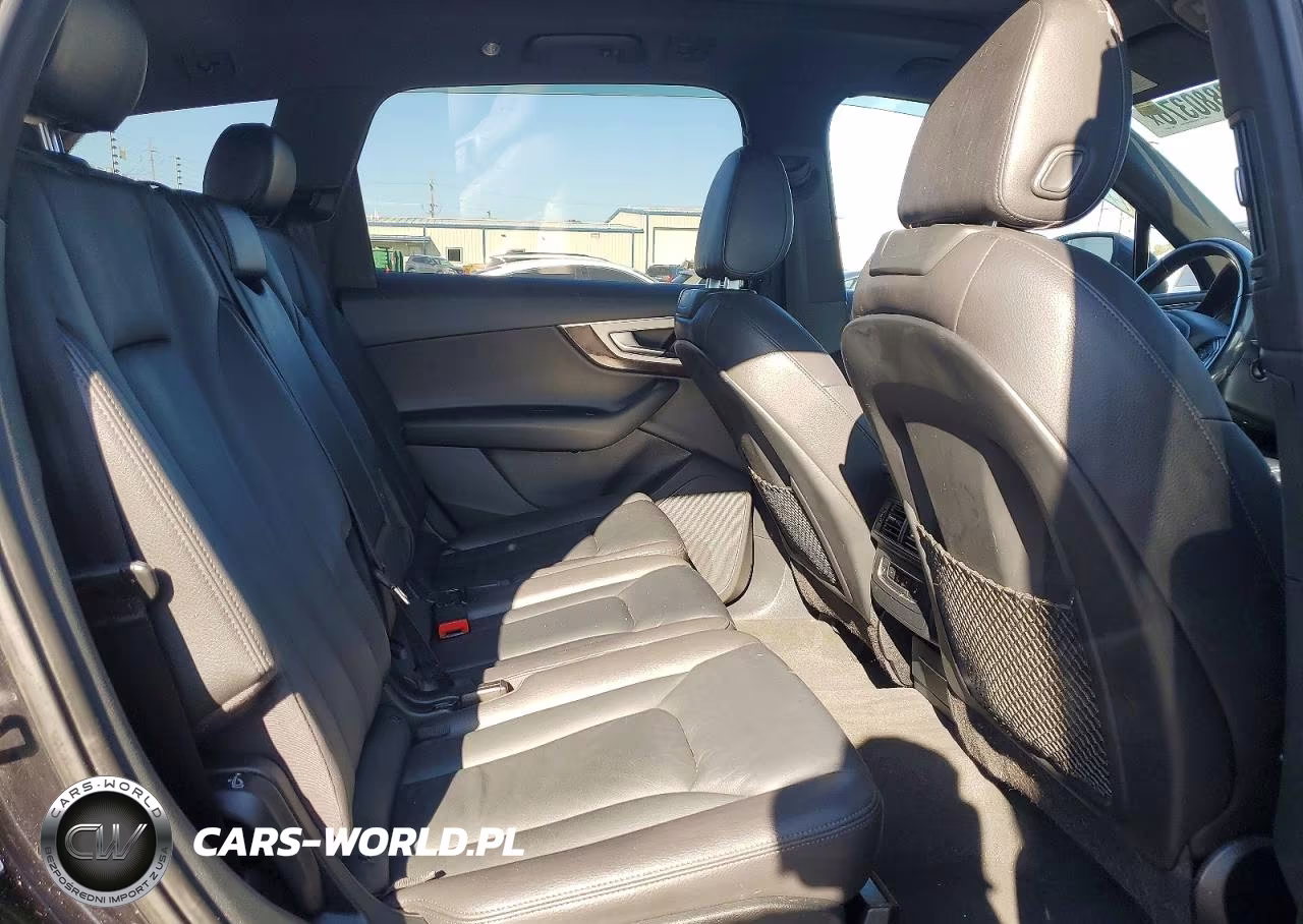 2017 Audi Q7 Premium VIN:WA1AHAF74HD043911 - 11