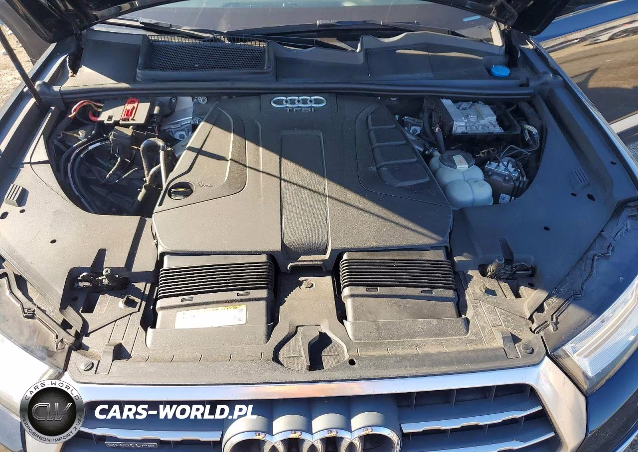 2017 Audi Q7 Premium VIN:WA1AHAF74HD043911 - 12
