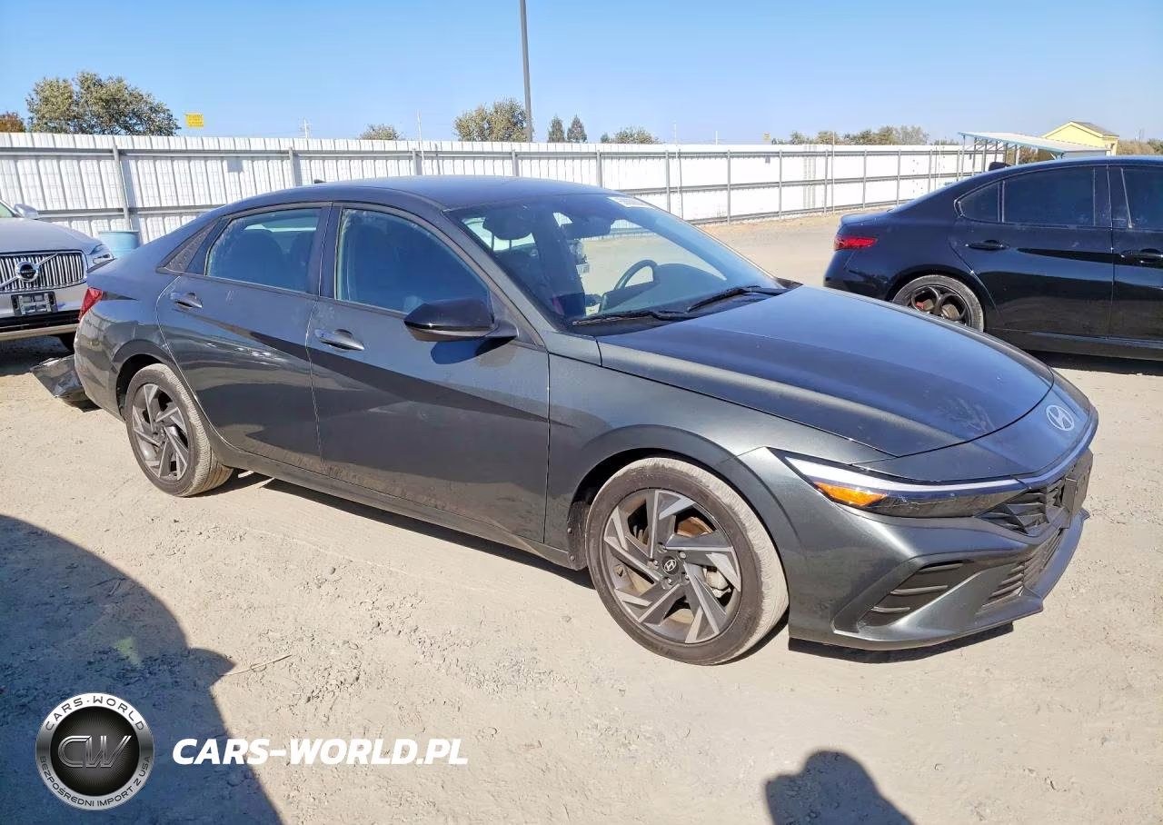 2025 Hyundai Elantra Sel Sport VIN:KMHLM4DG5SU984754 - 4