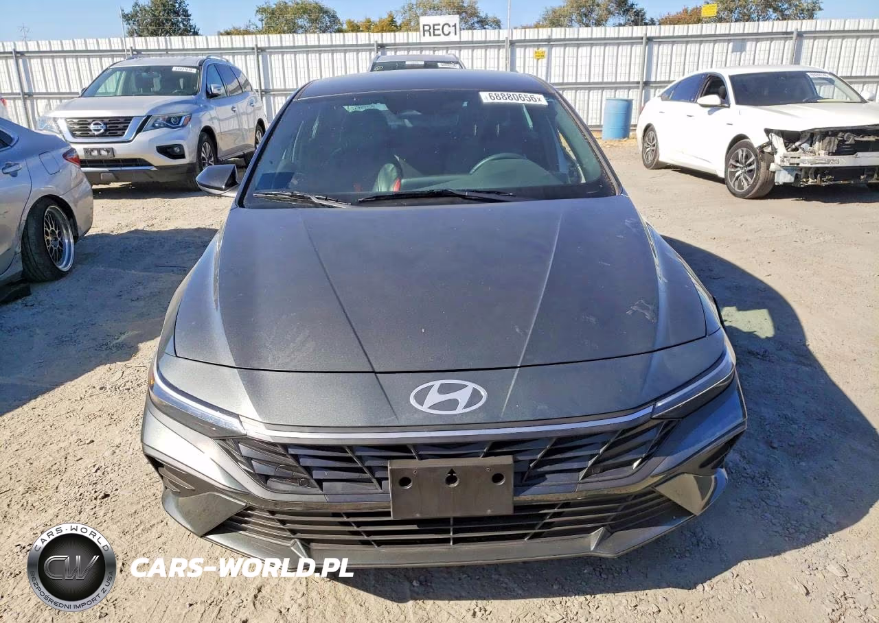 2025 Hyundai Elantra Sel Sport VIN:KMHLM4DG5SU984754 - 5