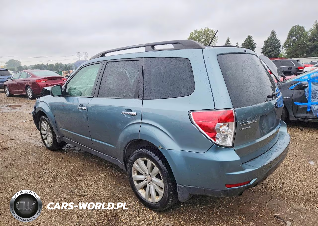 2013 Subaru Forester 2.5X Premium VIN:JF2SHADC5DH411186 - 2
