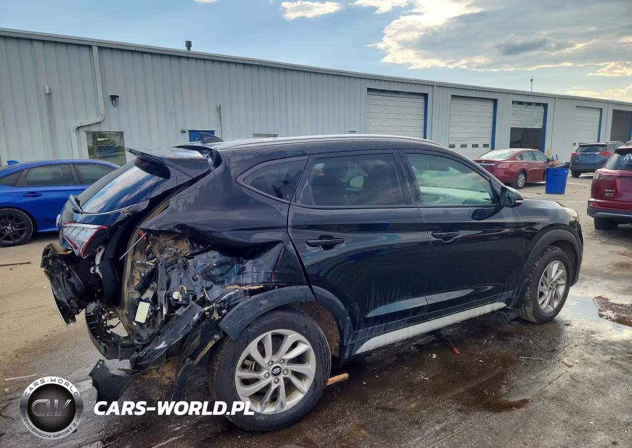 2018 Hyundai Tucson Sel Plus VIN:KM8J33A46JU764925 - 3