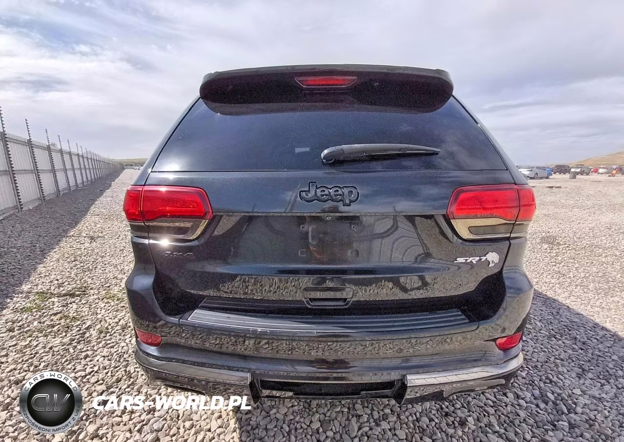 2015 Jeep Grand Cherokee Overland VIN:1C4RJECG9FC231612 - 6