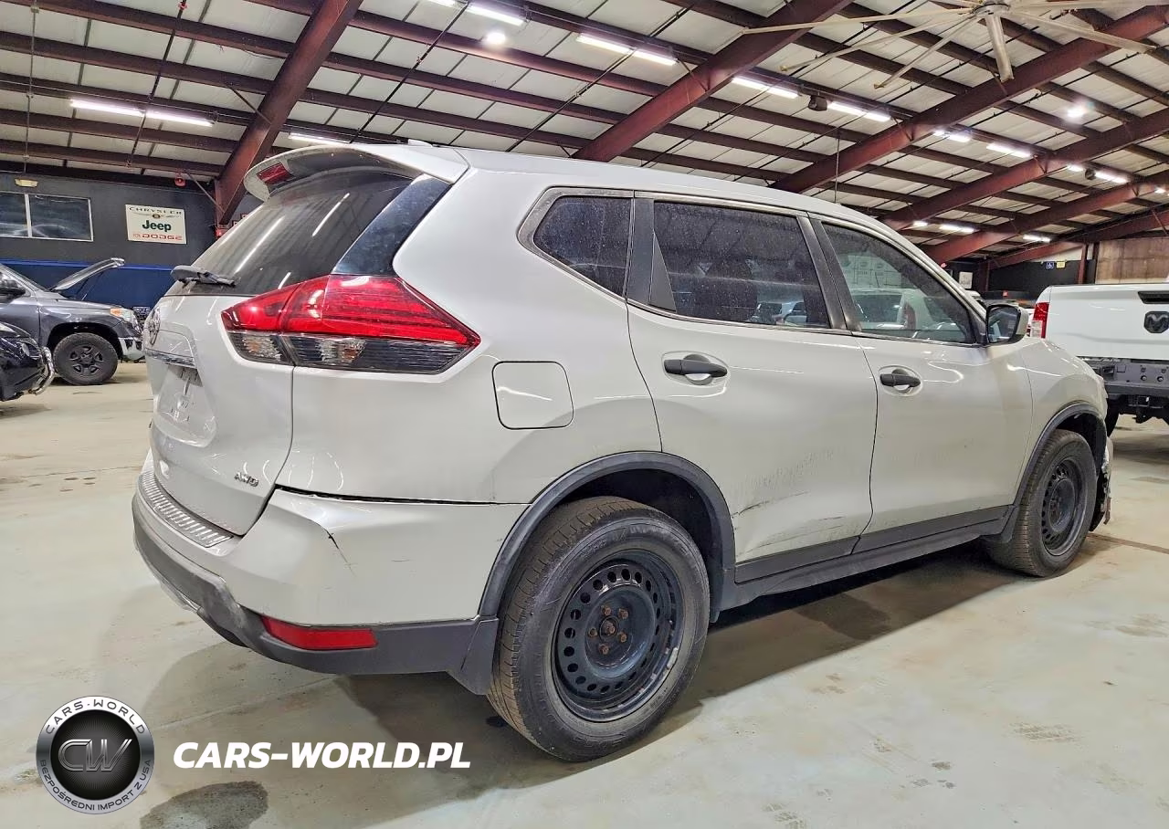 2017 Nissan Rogue S VIN:JN8AT2MV1HW014533 - 3