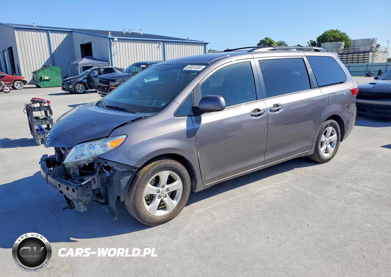 2015 Toyota Sienna Le VIN:5TDKK3DC1FS527219 - 1