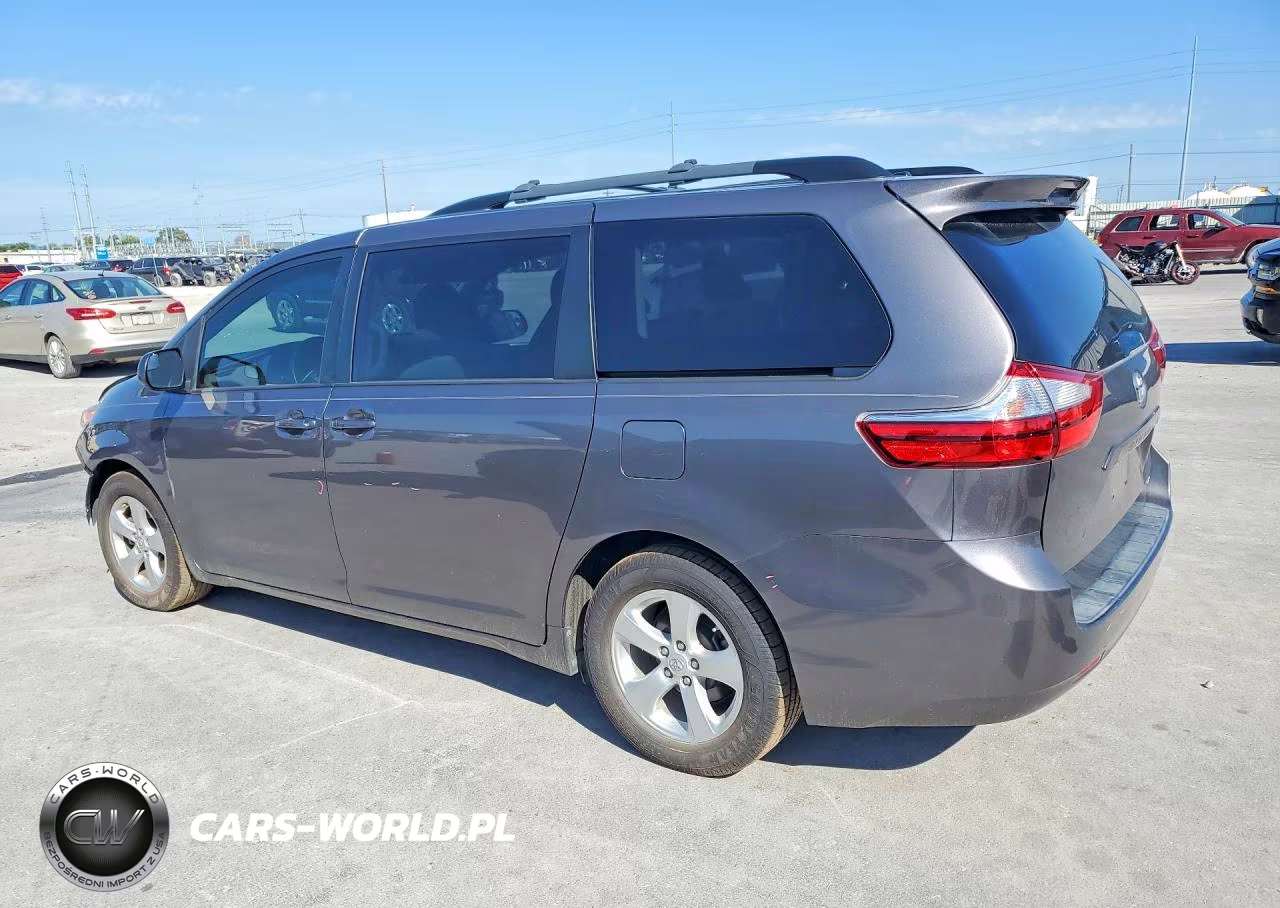 2015 Toyota Sienna Le VIN:5TDKK3DC1FS527219 - 2