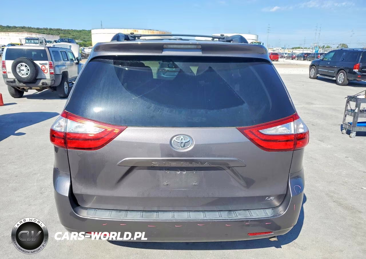 2015 Toyota Sienna Le VIN:5TDKK3DC1FS527219 - 6