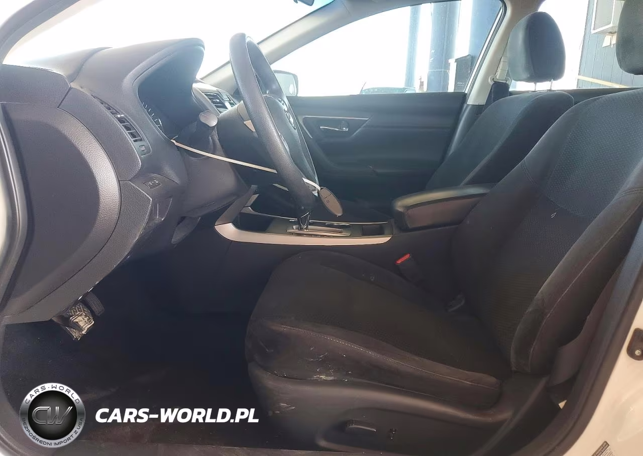 2015 Nissan Altima 2.5 S VIN:1N4AL3AP7FC286631 - 7
