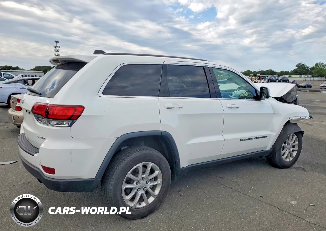 2022 Jeep Grand Cherokee Laredo E VIN:1C4RJFAG4NC162271 - 3