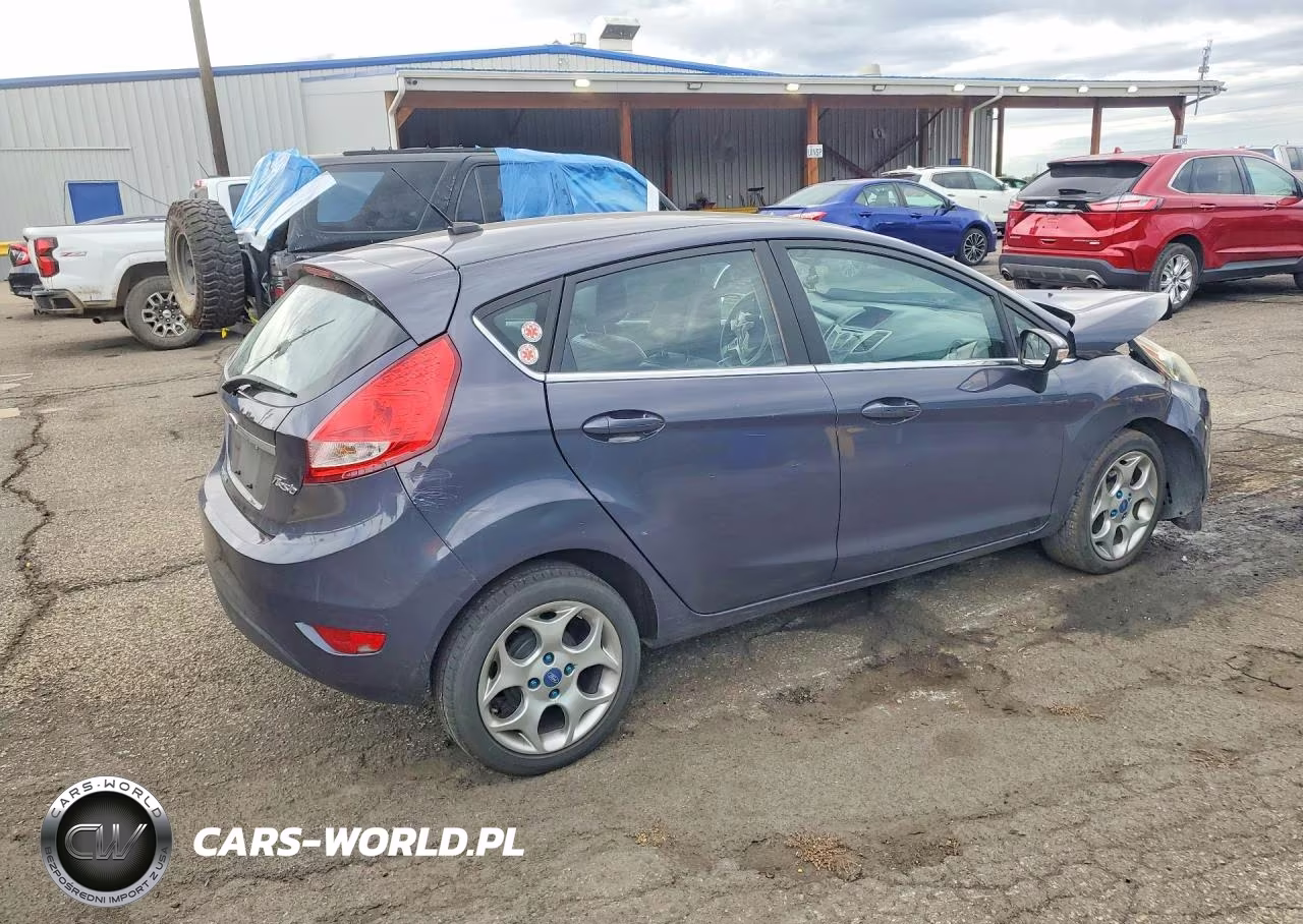 2013 Ford Fiesta Titanium VIN:3FADP4FJ5DM110975 - 3