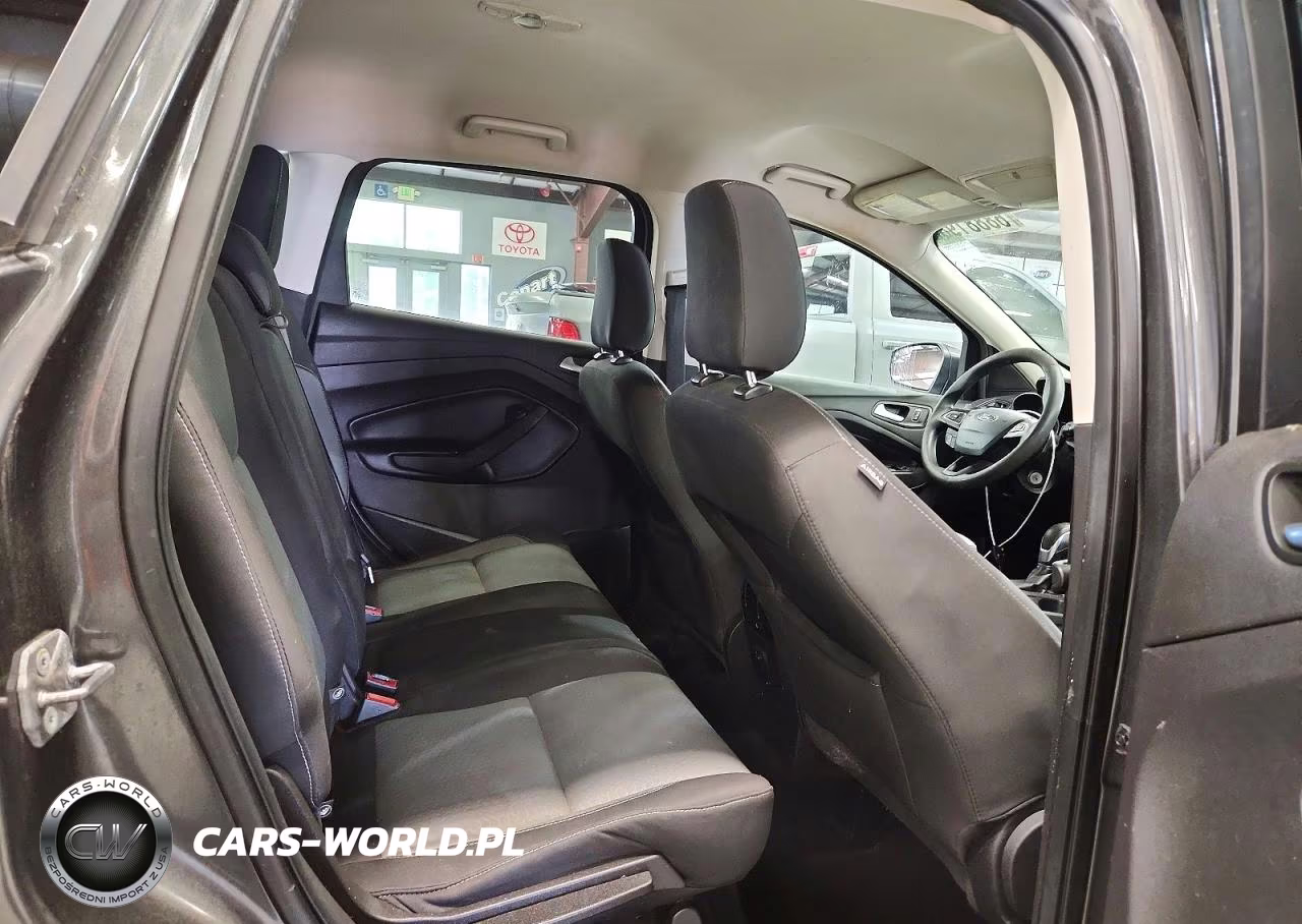2018 Ford Escape Se VIN:1FMCU9GD5JUA58271 - 11