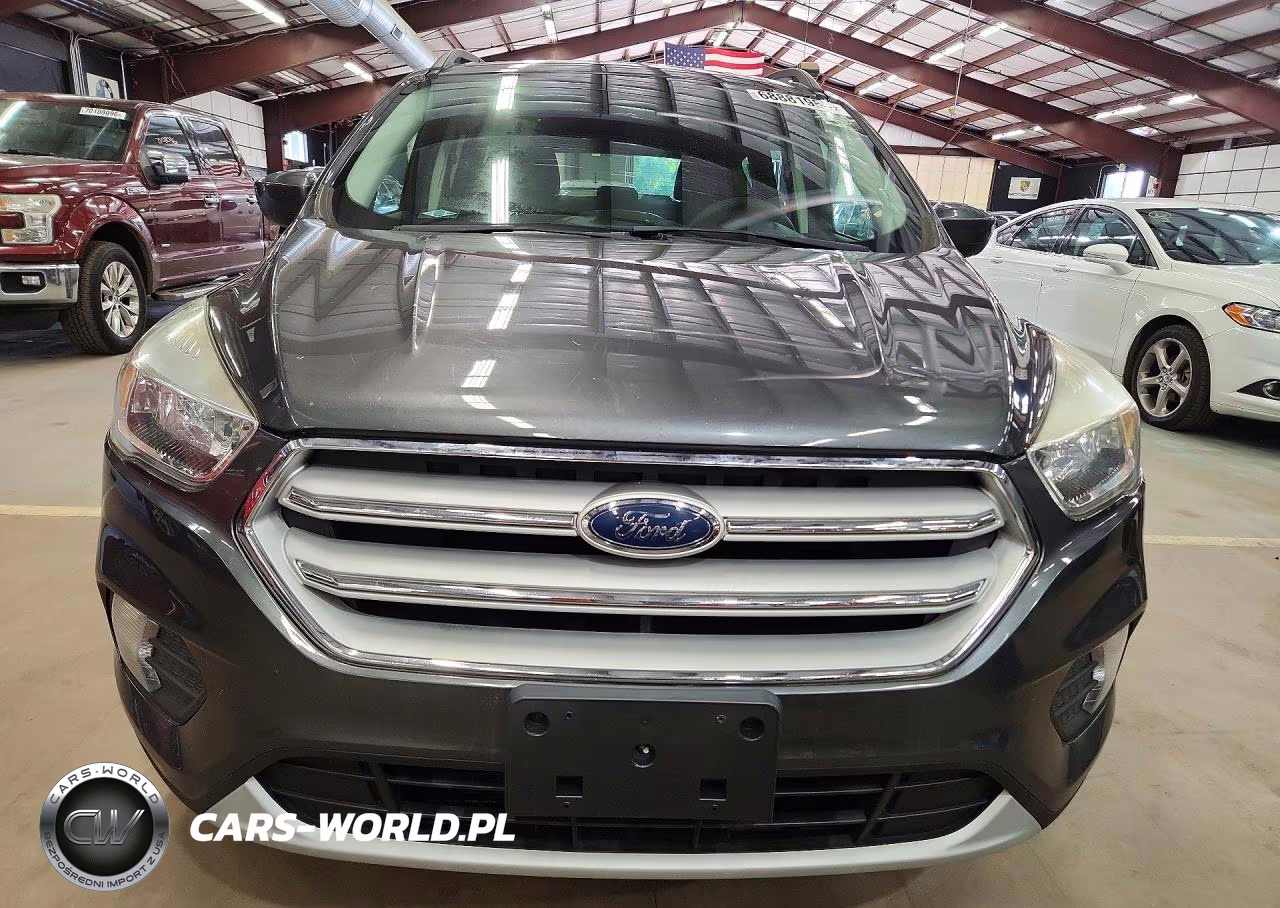 2018 Ford Escape Se VIN:1FMCU9GD5JUA58271 - 5