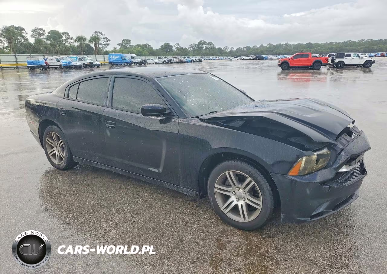 2013 Dodge Charger Se VIN:2C3CDXBG0DH640011 - 4