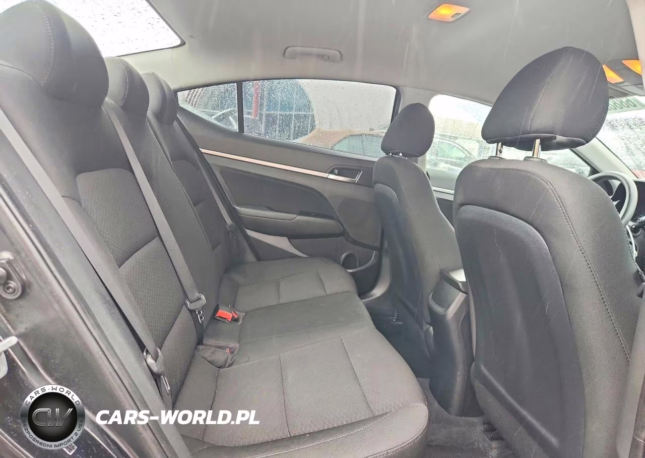 2019 Hyundai Elantra Sel VIN:5NPD84LF1KH403170 - 10