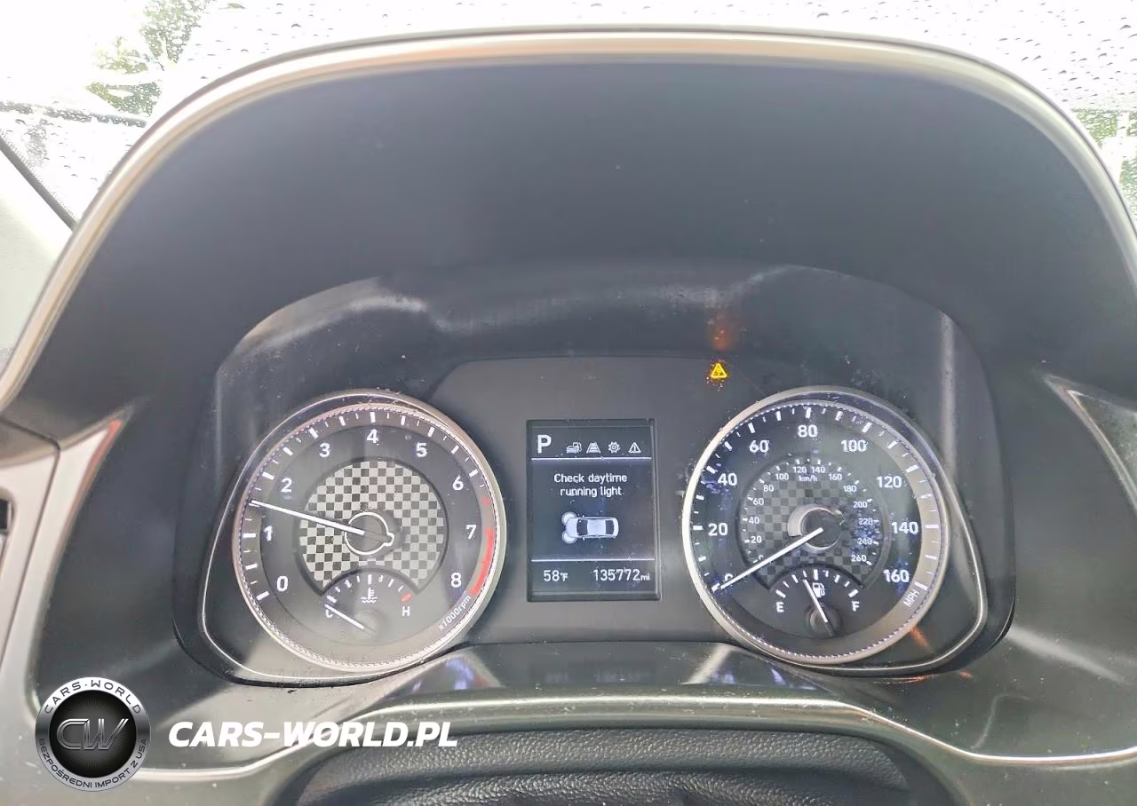 2019 Hyundai Elantra Sel VIN:5NPD84LF1KH403170 - 9