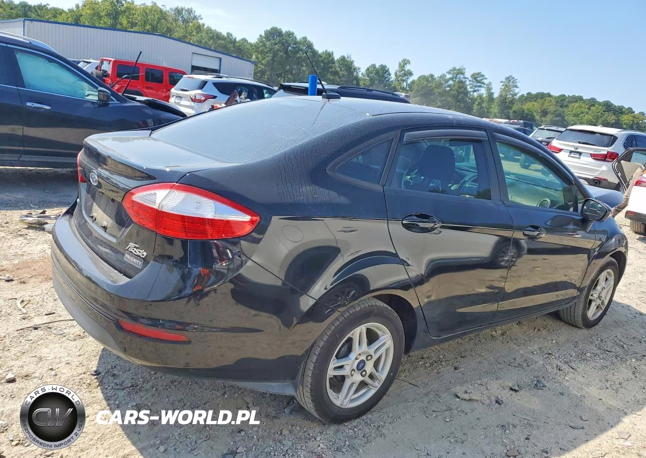 2018 Ford Fiesta Se VIN:3FADP4BJ9JM145083 - 3