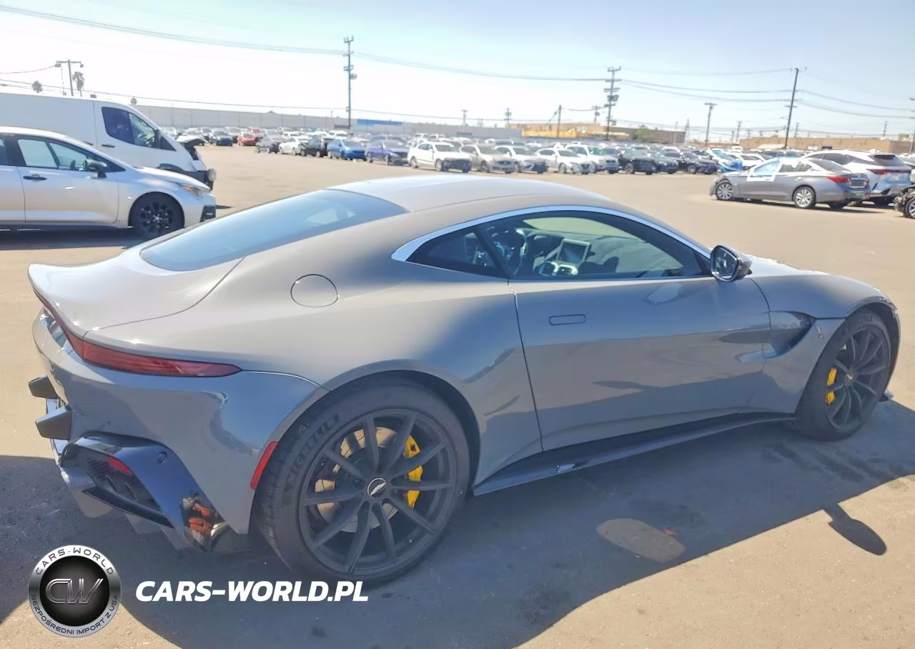 2019 Aston Martin Vantage VIN:SCFSMGAW1KGN01886 - 3