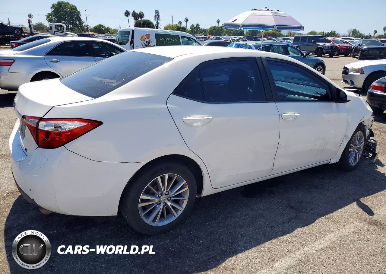 2015 Toyota Corolla 4D VIN:5YFBURHE9FP356625 - 3