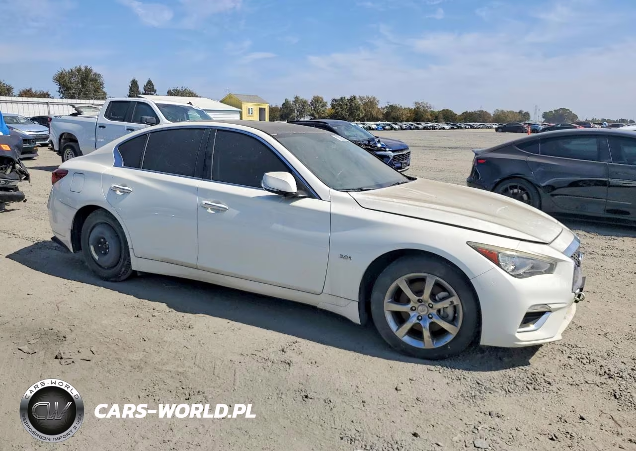 2019 Infiniti Q50 3.0T Luxe VIN:JN1EV7AP2KM511297 - 4
