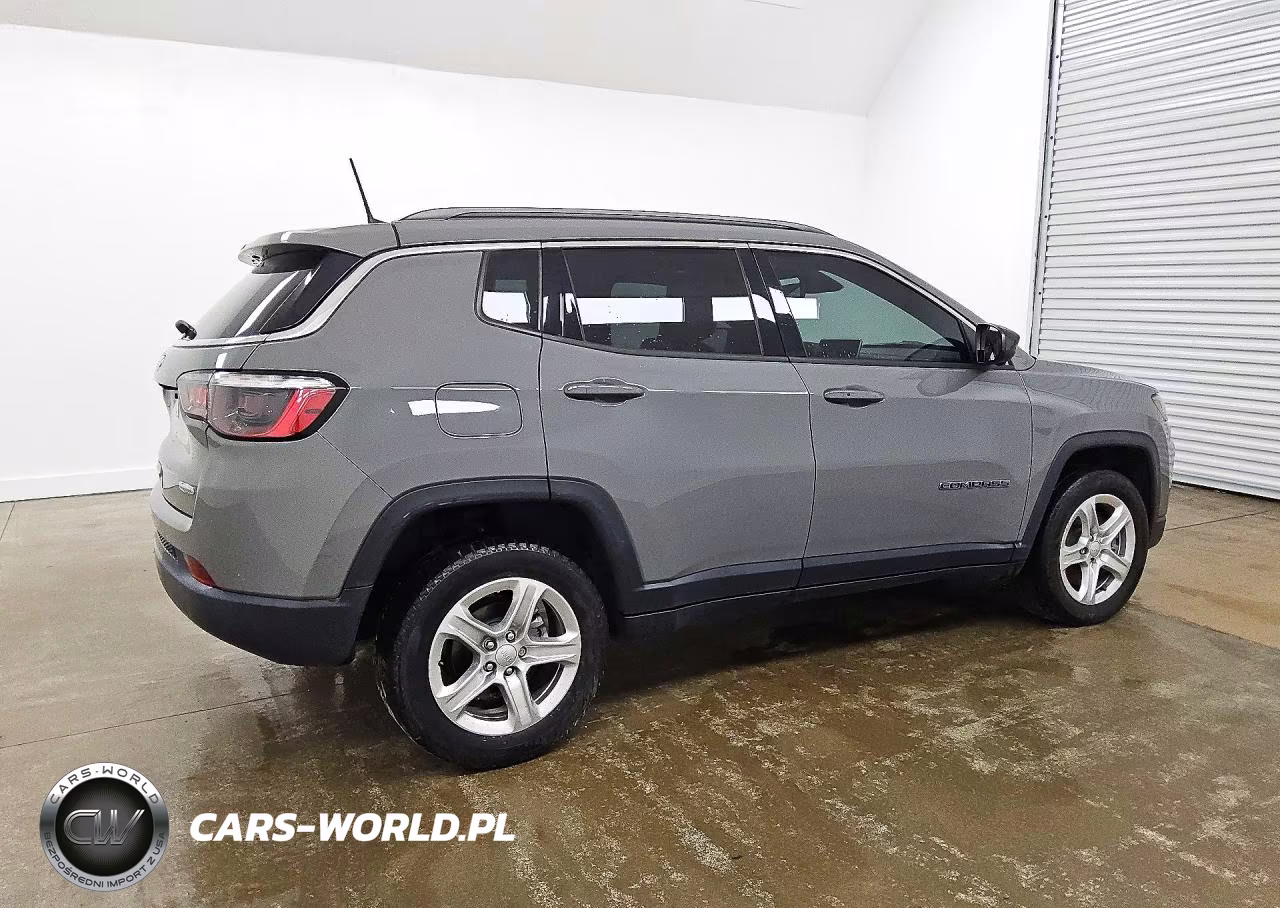 2023 Jeep Compass Latitude VIN:3C4NJDBN6PT558130 - 3