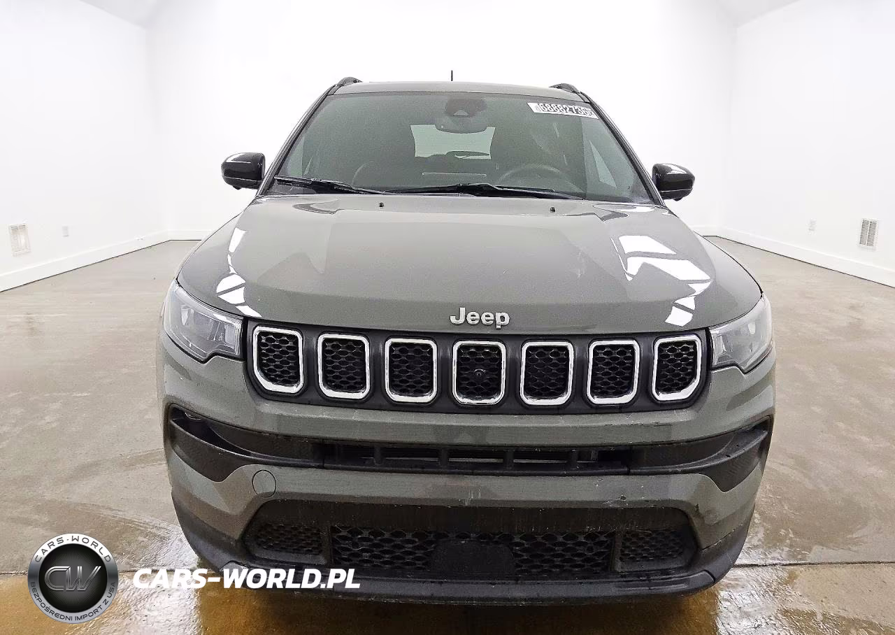 2023 Jeep Compass Latitude VIN:3C4NJDBN6PT558130 - 5