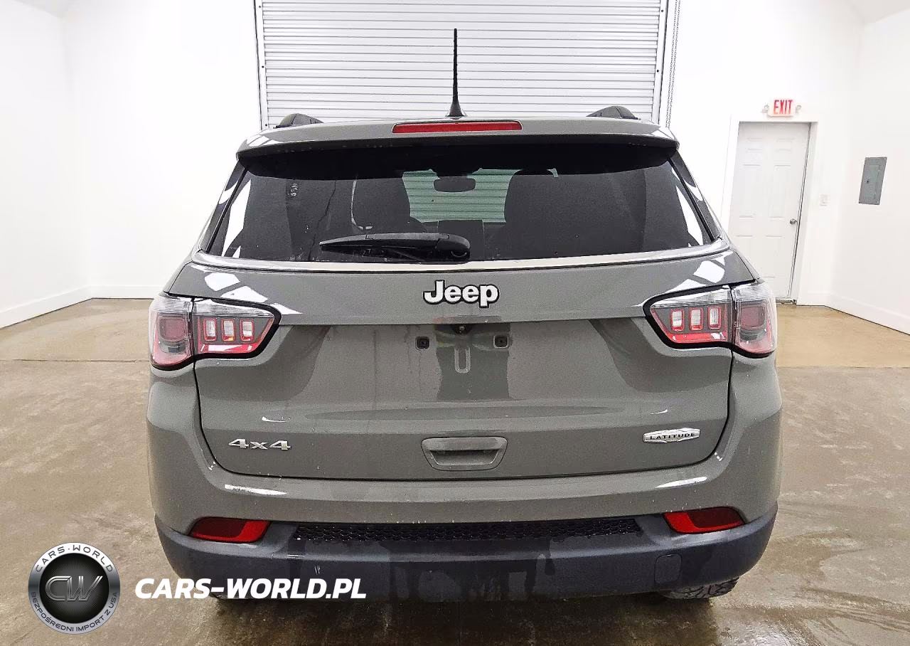 2023 Jeep Compass Latitude VIN:3C4NJDBN6PT558130 - 6