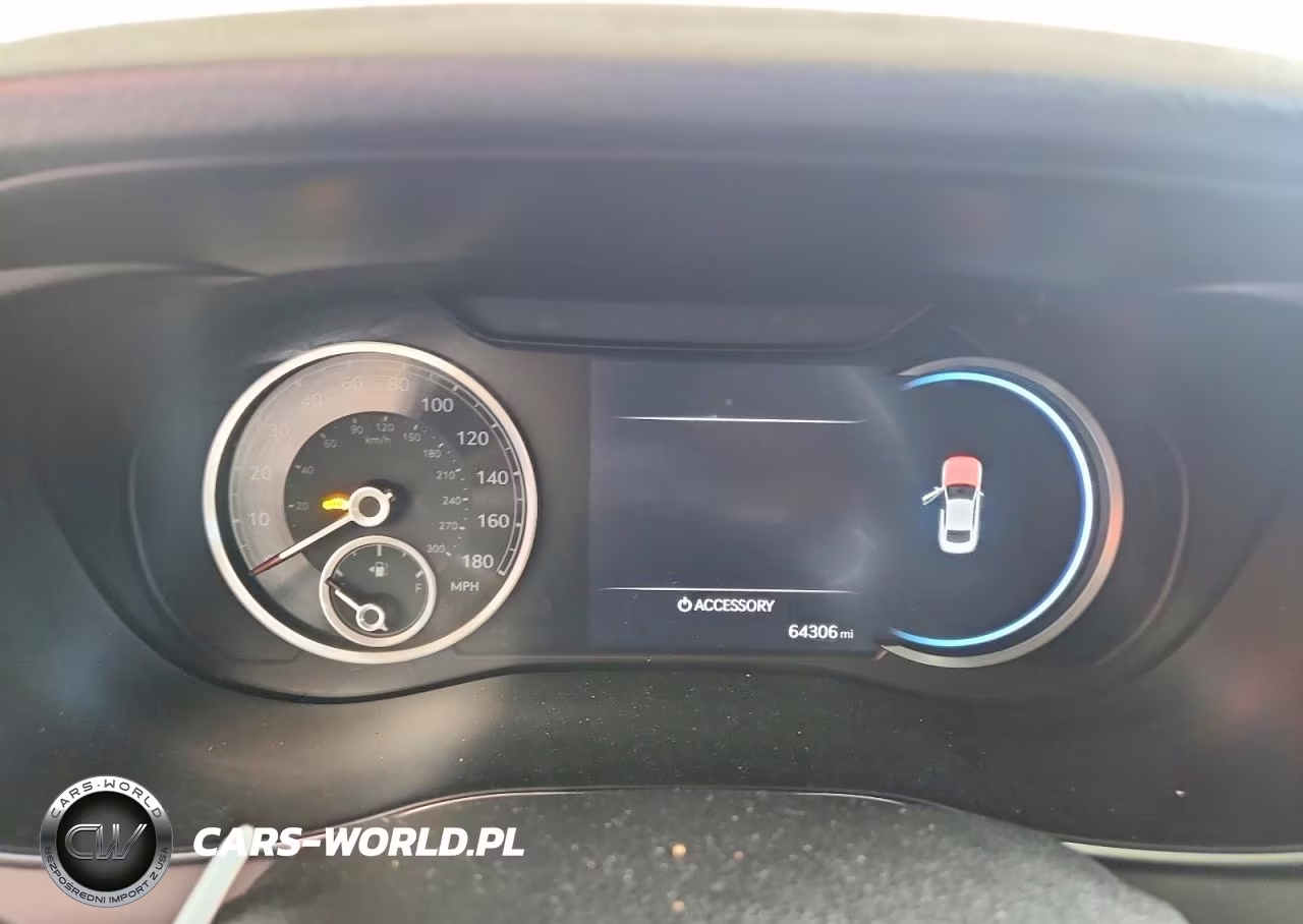 2023 Genesis G70 2.0T VIN:KMTG34TA5PU118518 - 9
