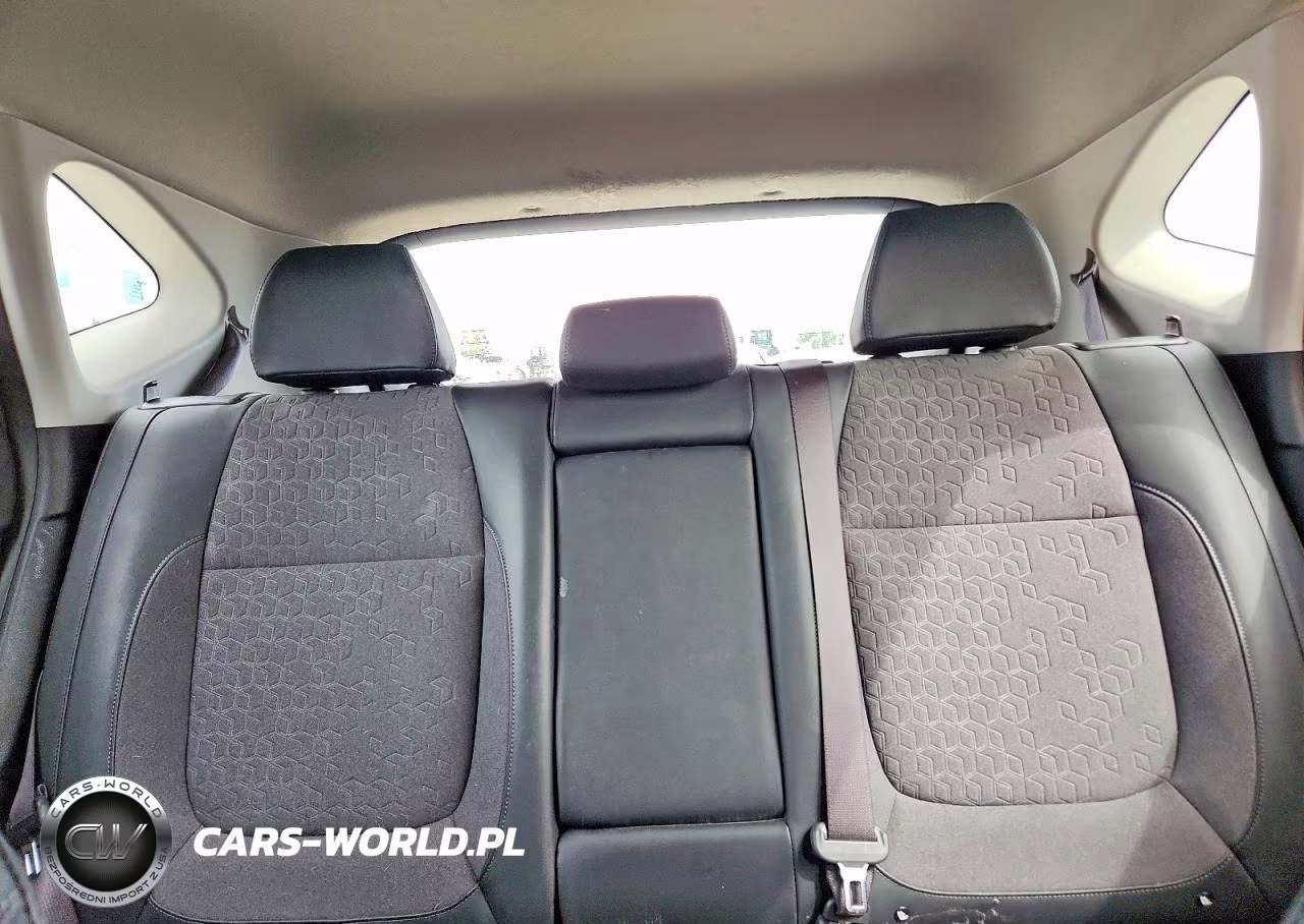 2024 Kia Seltos S VIN:KNDEUCAAXR7555660 - 10