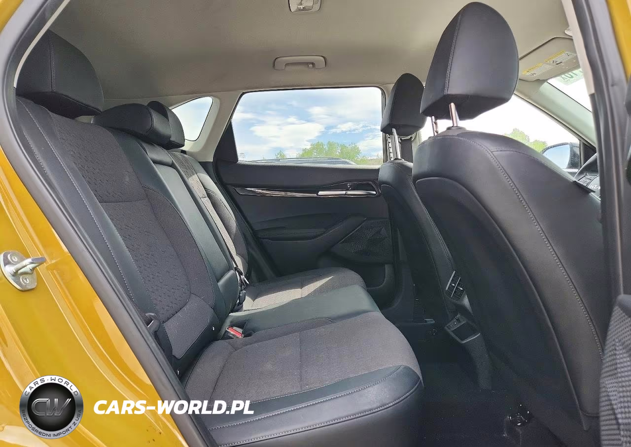 2024 Kia Seltos S VIN:KNDEUCAAXR7555660 - 11
