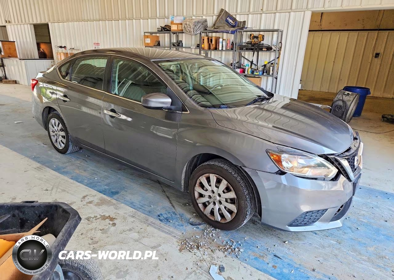 2018 Nissan Sentra S VIN:3N1AB7AP1JY250523 - 4