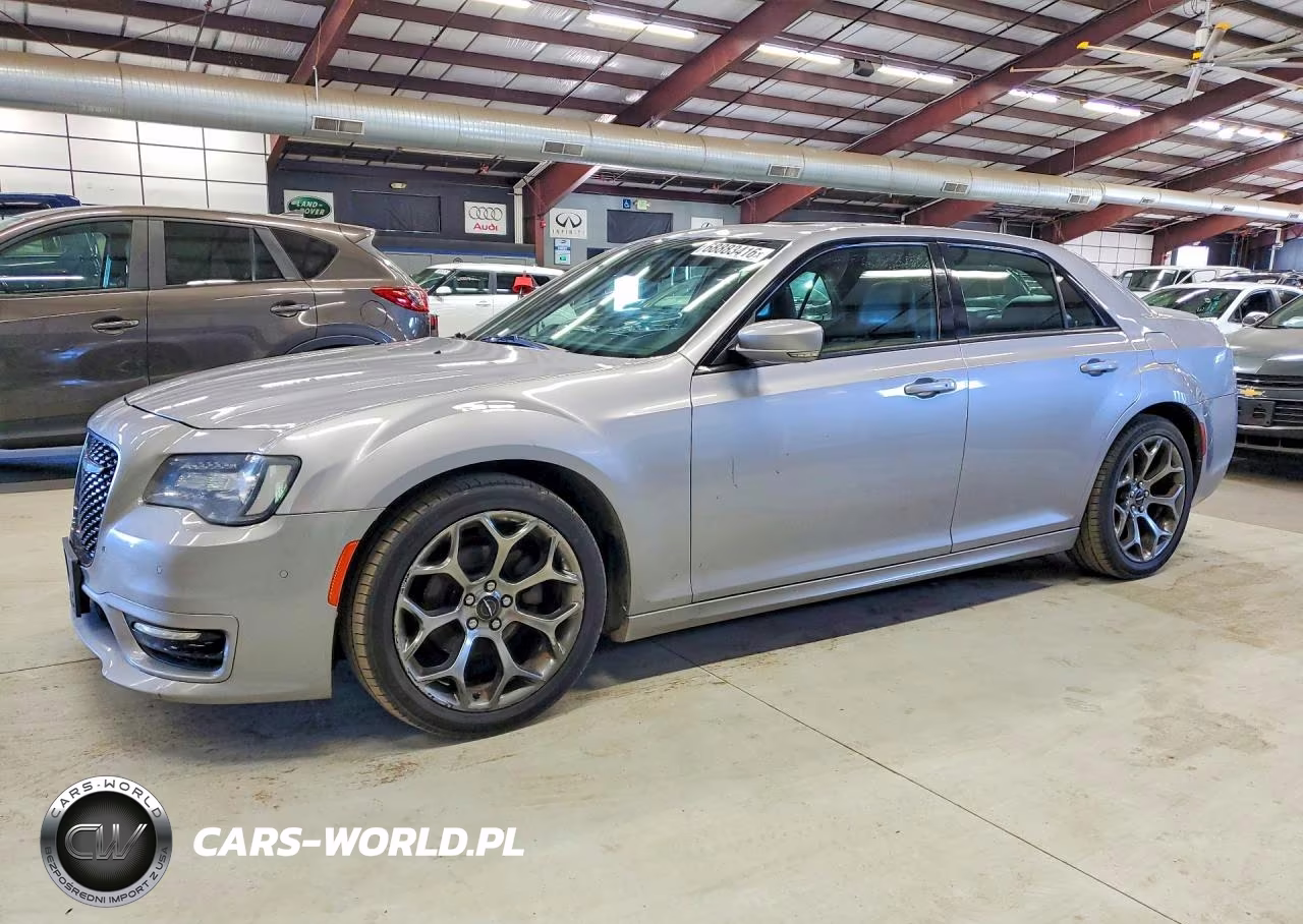 2018 Chrysler 300 S