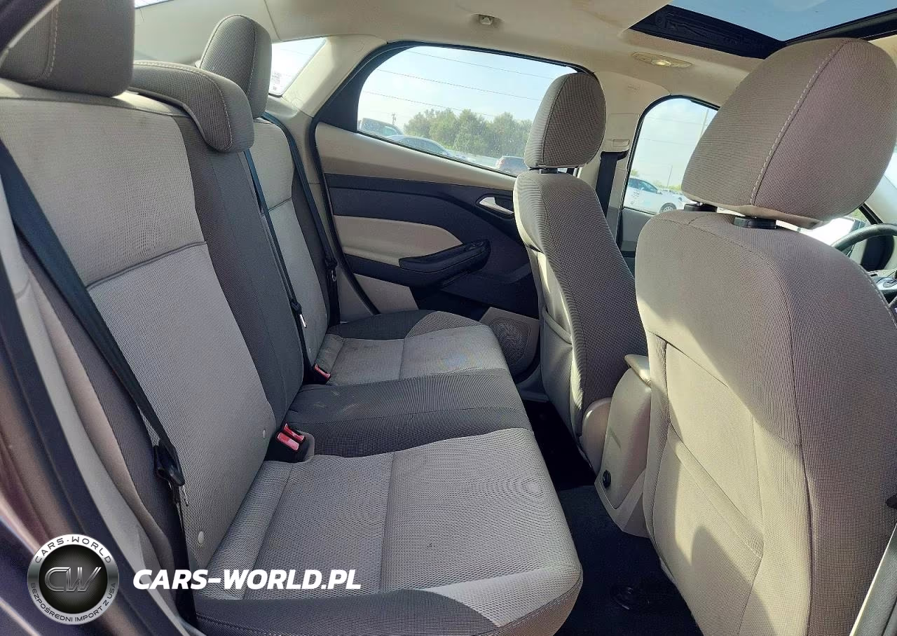 2014 Ford Focus Se VIN:1FADP3F28EL344954 - 10
