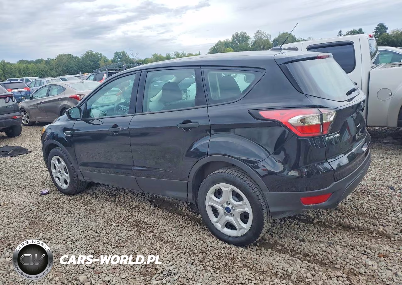 2017 Ford Escape S VIN:1FMCU0F79HUE28610 - 2