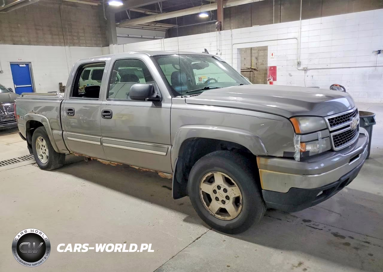 2007 Chevrolet Silverado K1500 Classic Crew Cab VIN:2GCEK13Z471104523 - 4