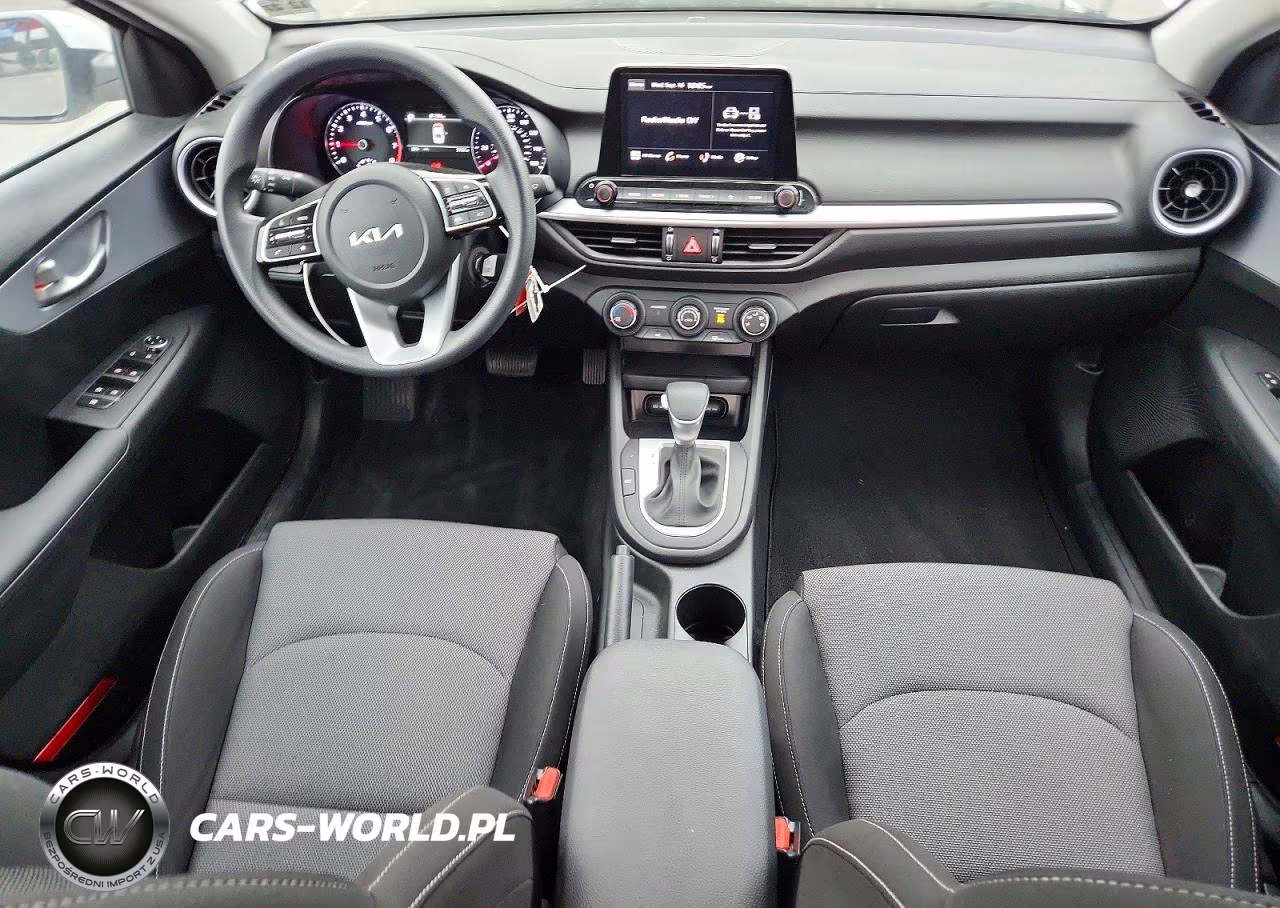 2023 Kia Forte Lxs VIN:3KPF24AD3PE537699 - 8