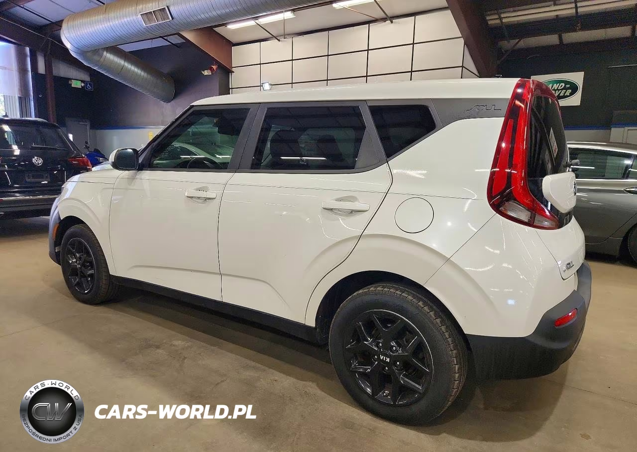 2020 Kia Soul S VIN:KNDJ23AU1L7718394 - 2