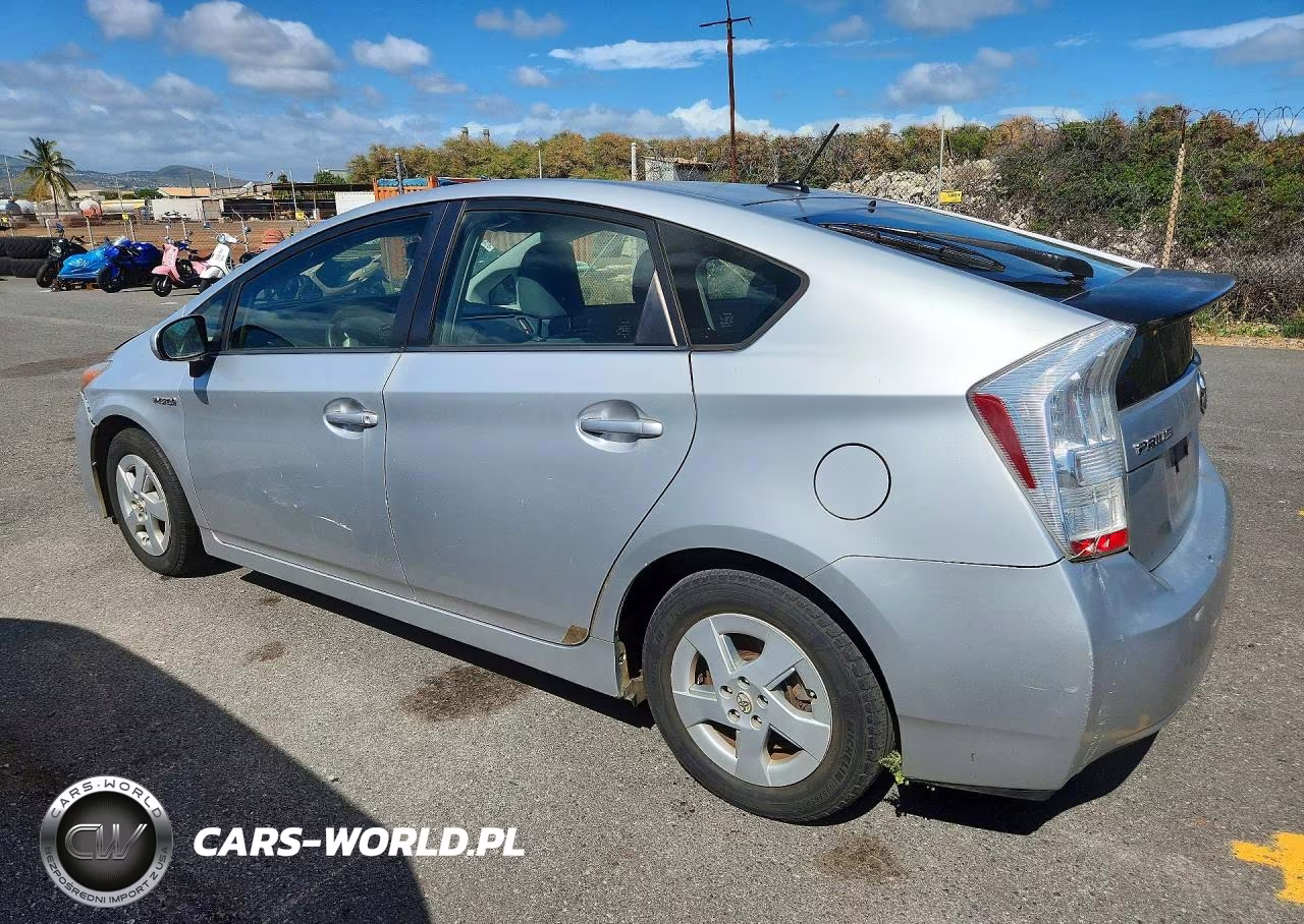 2011 Toyota Prius One VIN:JTDKN3DU5B1424988 - 2
